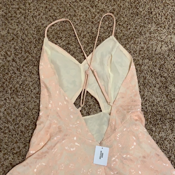 🆕 Kimchi Blue Pink Lace Dress - Women’s Size 10 - Picture 6 of 8